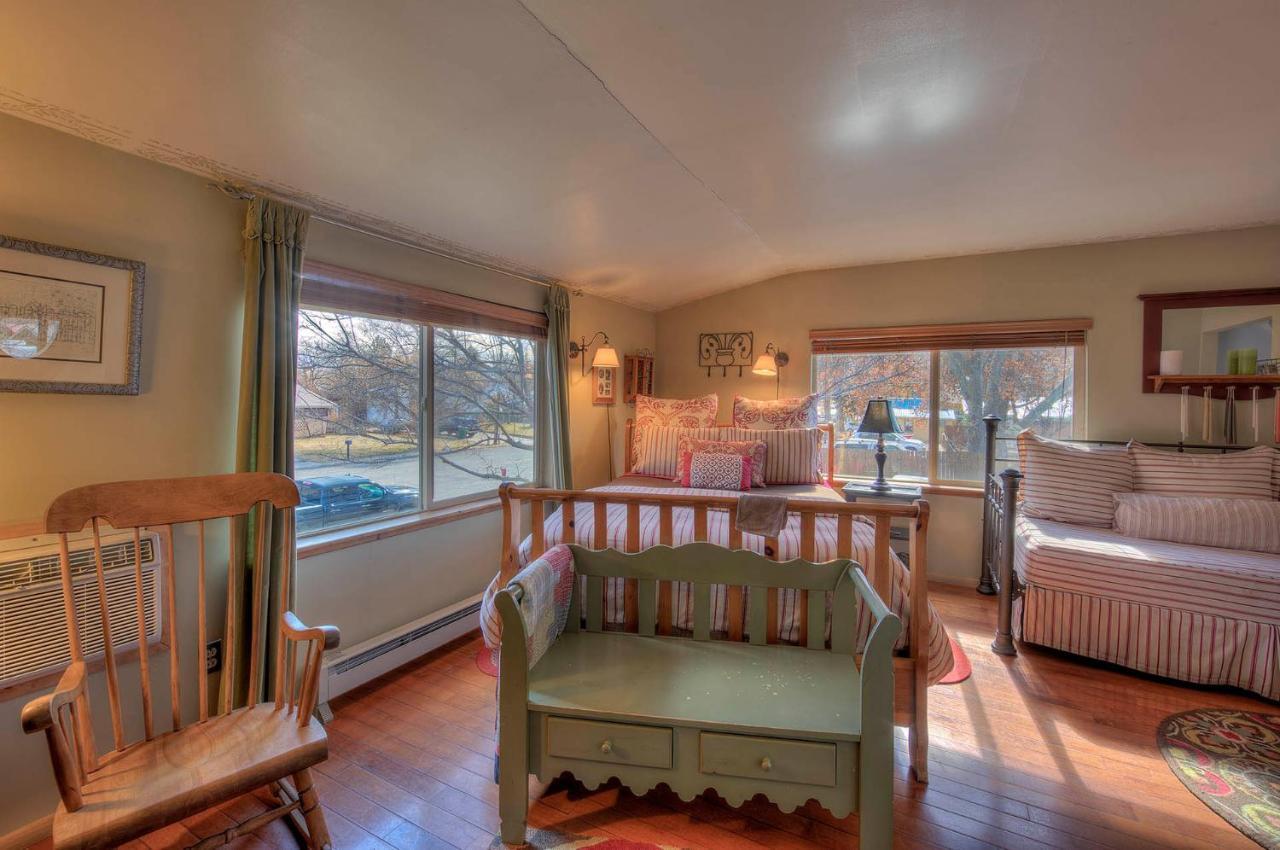 Cali Cochitta Vacation Rentals Моуаб Екстериор снимка