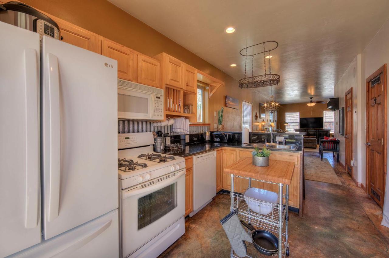 Cali Cochitta Vacation Rentals Моуаб Екстериор снимка