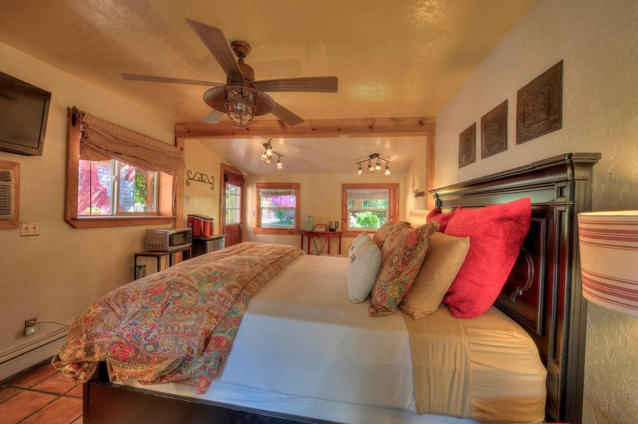Cali Cochitta Vacation Rentals Моуаб Екстериор снимка