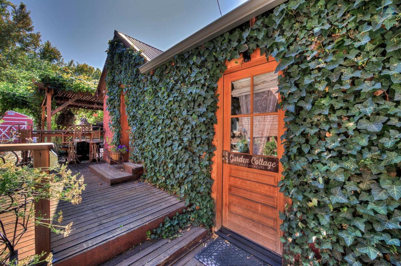 Cali Cochitta Vacation Rentals Моуаб Екстериор снимка
