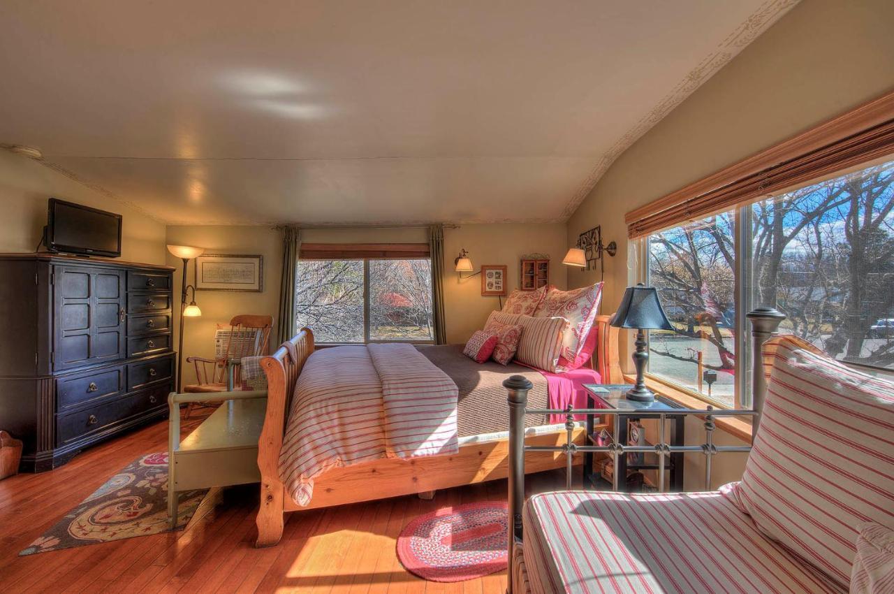 Cali Cochitta Vacation Rentals Моуаб Екстериор снимка